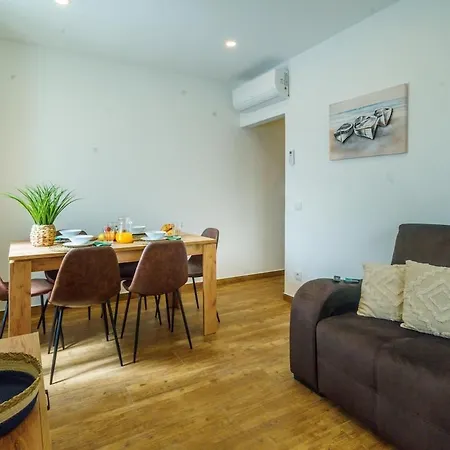 Oldtown Starfish House 2 Min To The Wifi * アルブフェイラ